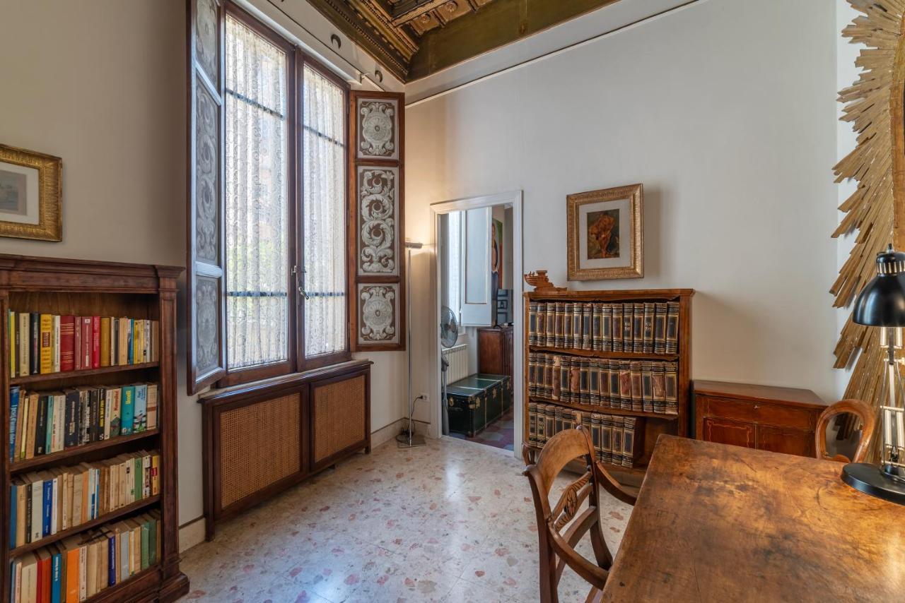 Pantheon Apartment - L'Angolo Nascosto Dei Quadri Rzym Zewnętrze zdjęcie